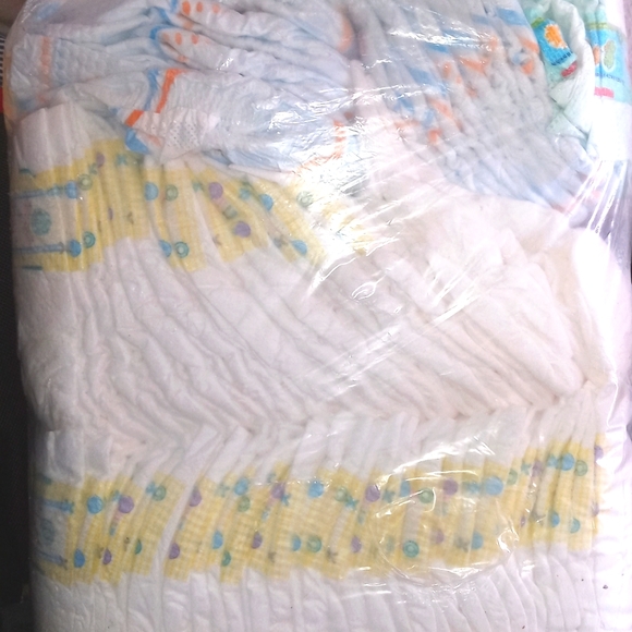 a baby boy bundle- Carseat,new toys,clothes,etc - Picture 3 of 11